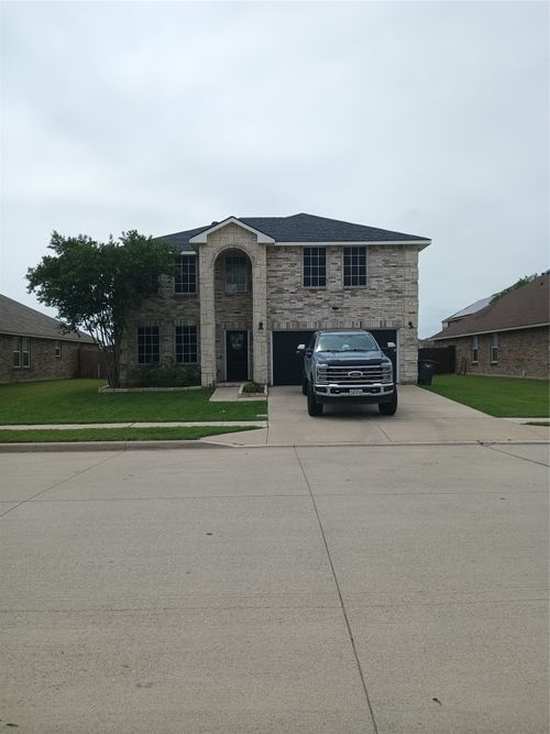 10325 Pyrite Dr, Fort Worth, TX, 76131-4292 | Card Image