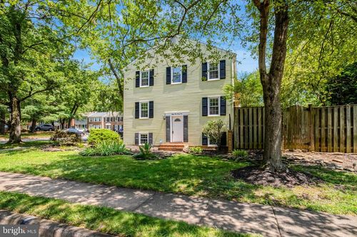 8391 Luce Ct, SPRINGFIELD, VA, 22153-3321 | Card Image