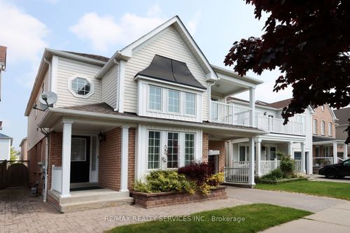 28 Hoile Dr, Ajax, ON, L1Z1M7 | Card Image