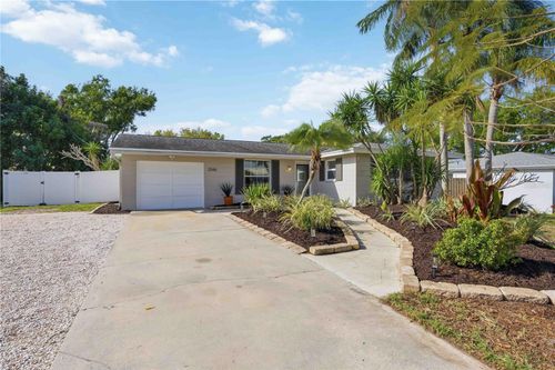 2546 Parma St, SARASOTA, FL, 34231-5128 | Card Image