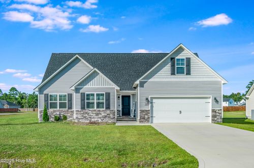 148 Uzzell Rd, Hubert, NC, 28539-4054 | Card Image