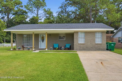 15504 Brandon Dr, Biloxi, MS, 39532-4006 | Card Image