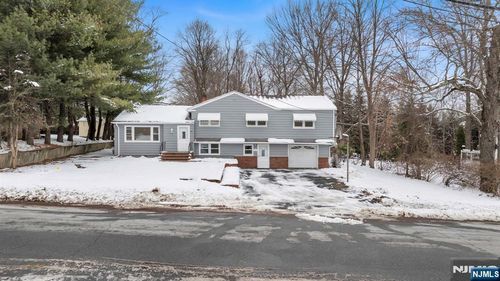 231 Hudson Ave, Norwood, NJ, 07648-1205 | Card Image