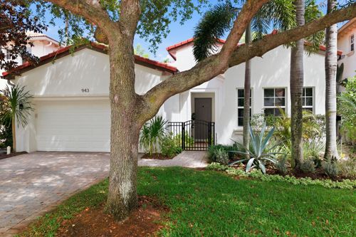 943 Mill Creek Dr, Palm Beach Gardens, FL, 33410-1512 | Card Image