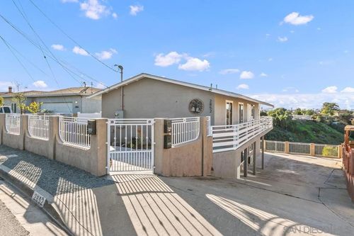 2848 Morningside St, San Diego, CA, 92139-1651 | Card Image