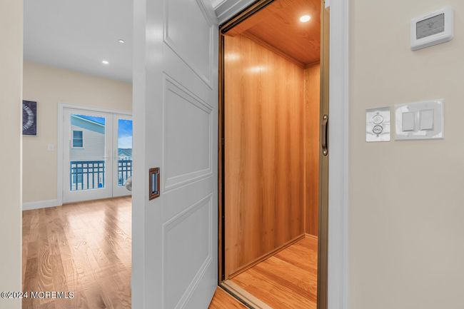 210 24 Th Ave, House other with 7 bedrooms, 5 bathrooms and null parking in Seaside Park NJ | Image 31
