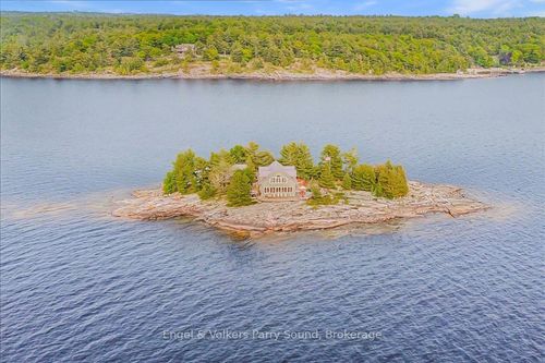 1 Three Tree Island, Mcdougall, ON, P0G1G0 | Card Image
