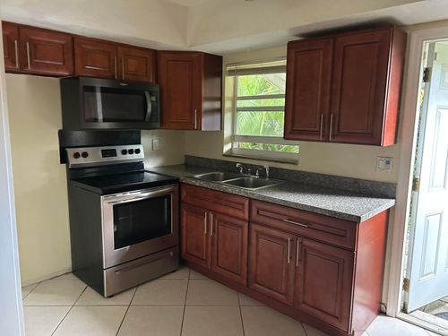 b-4331 Nw 20th Avenue Nw, Oakland Park, FL, 33309 | Card Image