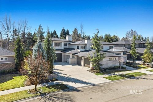 375 W Water Vista Dr, Eagle, ID, 83616-4105 | Card Image