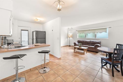 apt-206-1614 West Ave, Miami Beach, FL, 33139-2371 | Card Image