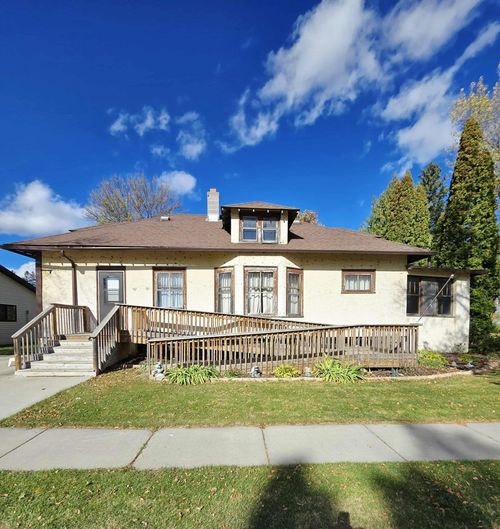 603 Arnold Ave N, Thief River Falls, MN, 56701-1417 | Card Image