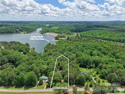 4585 Sunrise Beach Rd, Catawba, NC, 28609-8343 | Card Image