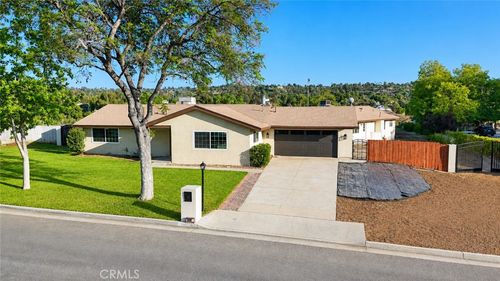1404 Highridge St, Riverside, CA, 92506-5717 | Card Image