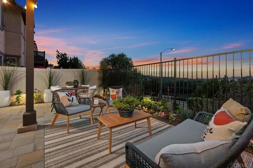 3161 Telaga Rd, Carlsbad, CA, 92010-5664 | Card Image
