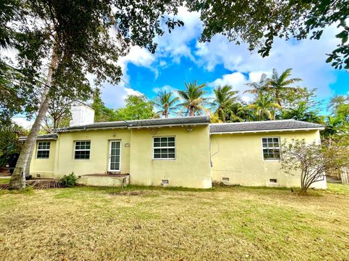 901 Nw 10th Ct, Miami, FL, 33136-2905 | Card Image