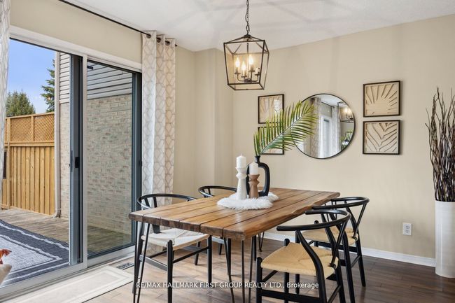 132 Timber Mill Ave, House attached with 3 bedrooms, 2 bathrooms and 1 parking in Whitby ON | Image 4