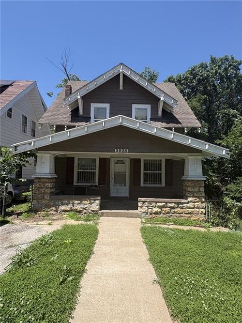3928 S Benton Ave, Kansas City, MO, 64130-1336 | Card Image