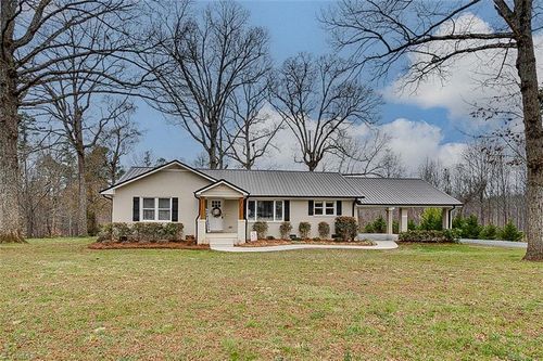 2571 Stutts Rd, Asheboro, NC, 27205-2244 | Card Image