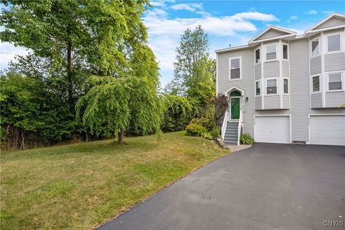 8256 Boatwatch Dr, Baldwinsville, NY, 13027-8302 | Card Image