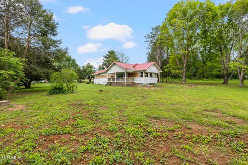 1940 Hickory Tree Rd, Bluff City, TN, 37618-2200 | Card Image