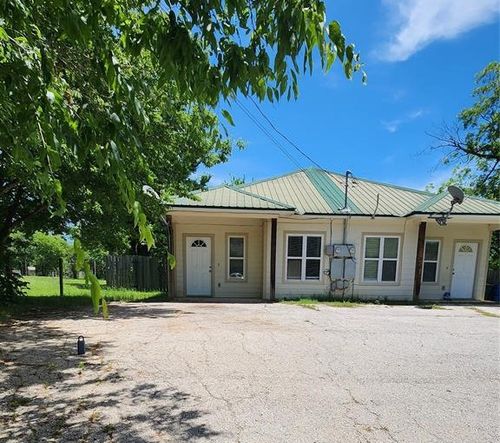 a-605 M L K Dr, Elgin, TX, 78621-3430 | Card Image