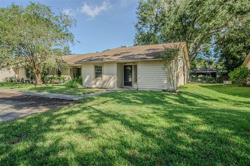 2010 Cedar Run Dr, Plant City, FL, 33563-1447 | Card Image