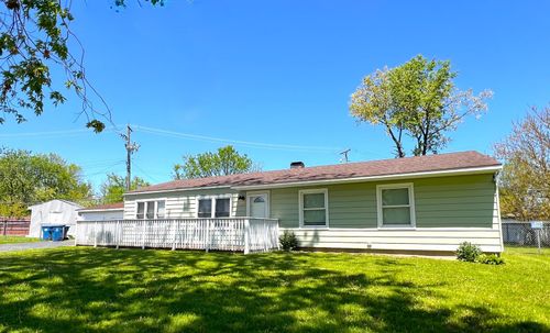 3403 Susan Ln, Steger, IL, 60475-1555 | Card Image