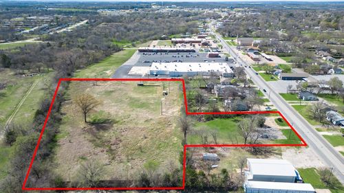 2208 W Morton St, Denison, TX, 75020-1623 | Card Image