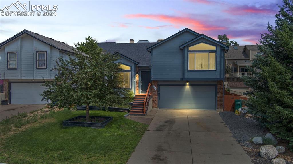 Piros Dr, Colorado Springs, CO 80922