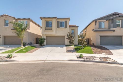 38457 Brookdale Way, Murrieta, CA, 92563-0322 | Card Image