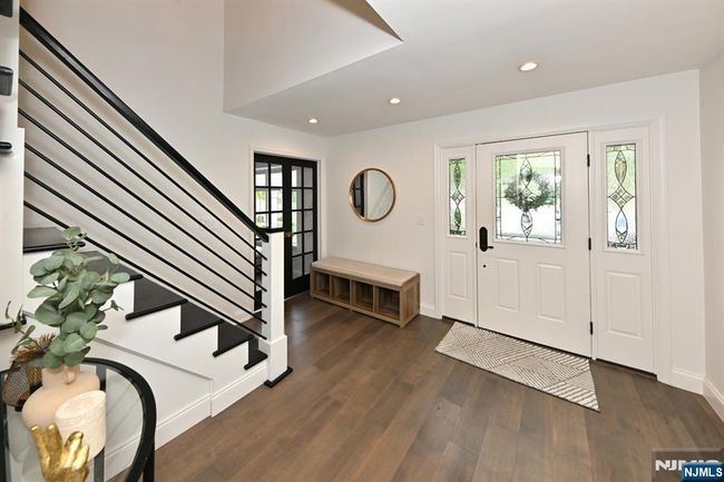 254 University Way, House other with 5 bedrooms, 5 bathrooms and null parking in Paramus NJ | Image 5