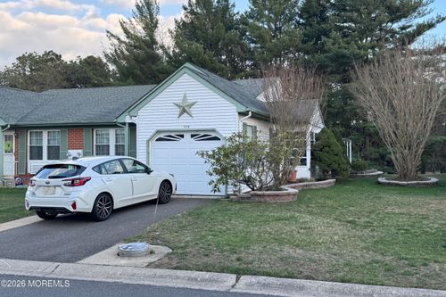 35b Birchwood Dr, Whiting, NJ, 08759-1843 | Card Image