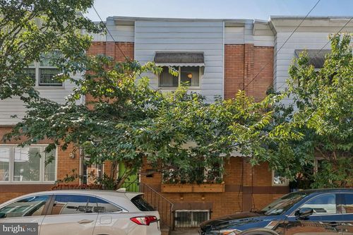 1128 Cross St, PHILADELPHIA, PA, 19147-6302 | Card Image