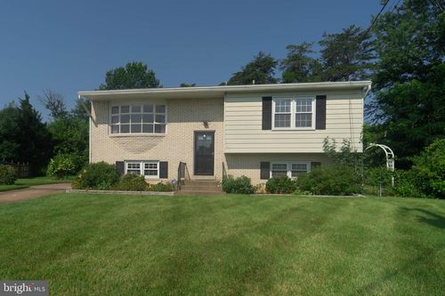 4153 Bassett Ct, DUMFRIES, VA, 22026-2420 | Card Image