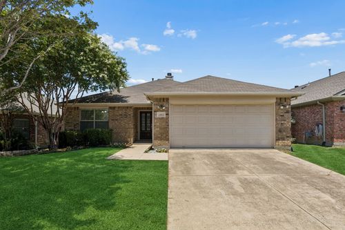 1801 Ringtail Dr, Little Elm, TX, 75068-8484 | Card Image
