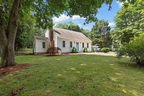 4 Thom Ave, Bourne, MA, 02532-4222 | Card Image