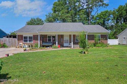 108 Ash Pl, Jacksonville, NC, 28546-8505 | Card Image