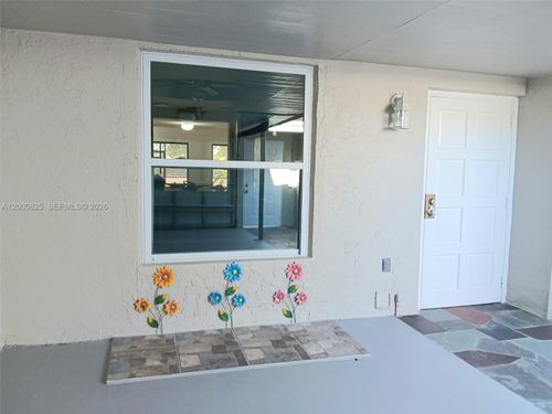 19174 Bobolink Dr, Hialeah, FL, 33015 | Card Image