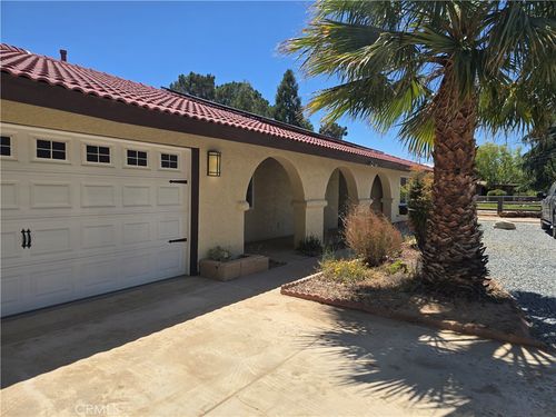 3-7215 Lyons, Hesperia, CA, 92345 | Card Image