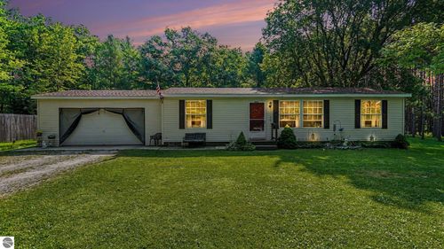 1126 Schemp Rd, Lupton, MI, 48635-9644 | Card Image