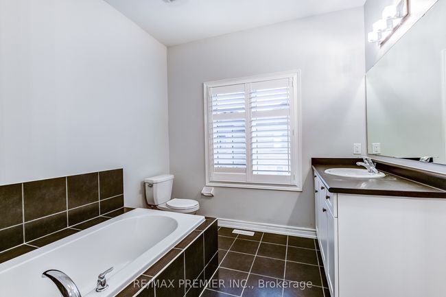 358 Clockwork Dr, House other with 4 bedrooms, 3 bathrooms and 2 parking in Brampton ON | Image 40