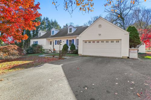 9 Honey Hill Road, Norwalk, CT, 06851 | Card Image