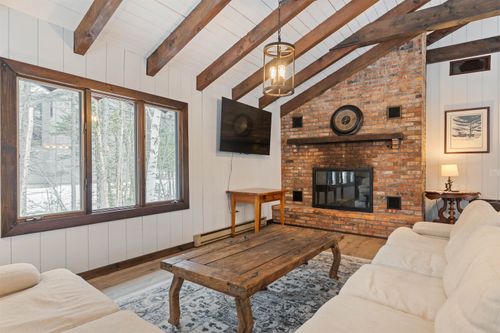 261 Handle Rd, West Dover, VT, 05356-9707 | Card Image