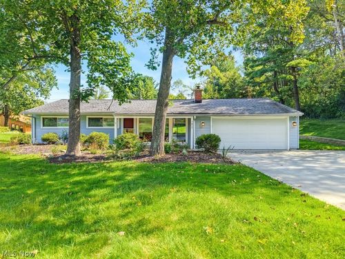 7817 Cambridge Dr, Brecksville, OH, 44141-1013 | Card Image