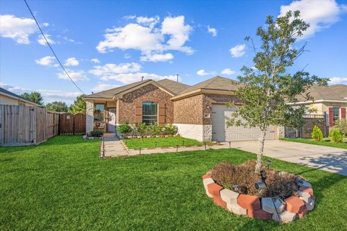 1585 Road 5102, Cleveland, TX, 77327-1444 | Card Image