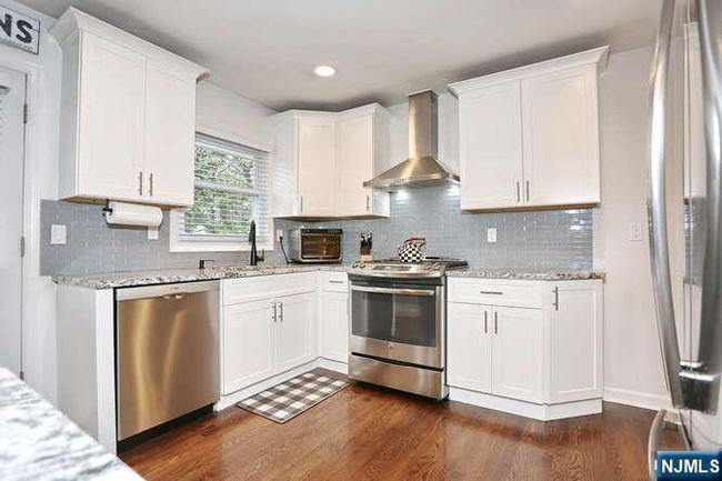 233 Highland Ave, House other with 3 bedrooms, 2 bathrooms and null parking in River Vale NJ | Image 7
