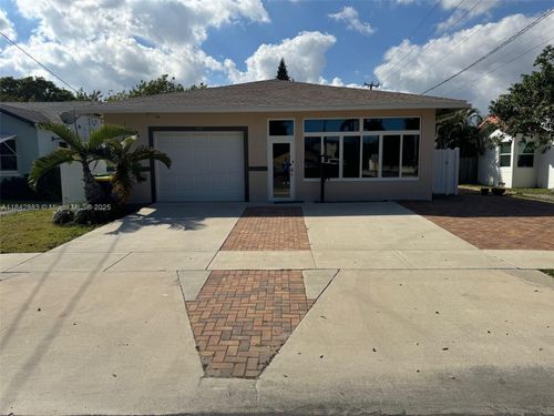 350 Sw 2nd Ave, Dania Beach, FL, 33004-3950 | Card Image