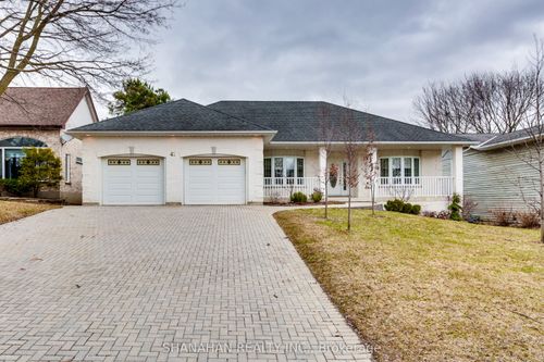 41 Sunset Avenue, Warwick, ON, N0M2S0 | Card Image