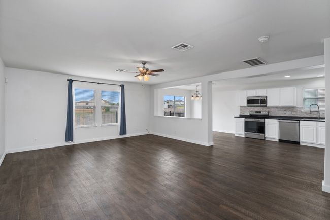 410 Tower Dr, House other with 3 bedrooms, 3 bathrooms and null parking in Kyle TX | Image 6