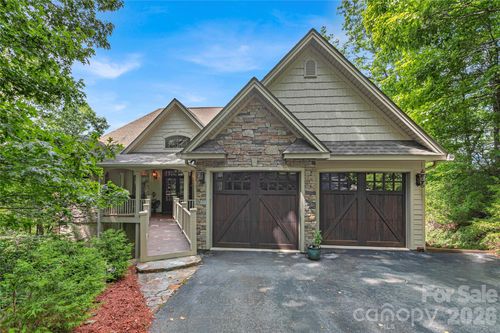 303 Wodigeasgohi Dr, Brevard, NC, 28712 | Card Image